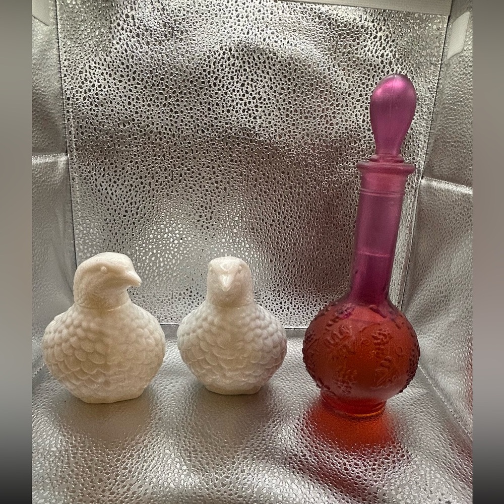 Vintage Avon Lot The Partridge Milk White Glass Set Of 2‎ & Purple Decanter